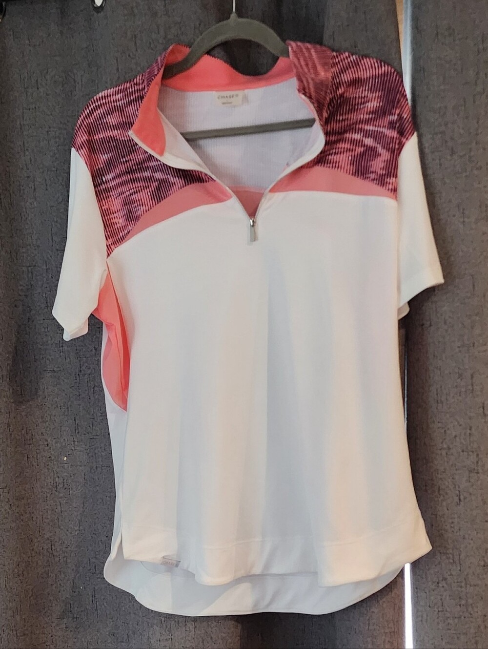 CHASE54 Women’s Golf Polo L – We‑Ko‑Pa Golf Club Mesh Detail Pink & White